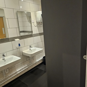 Commercial End of Tenancy Cleaning Thames Ditton